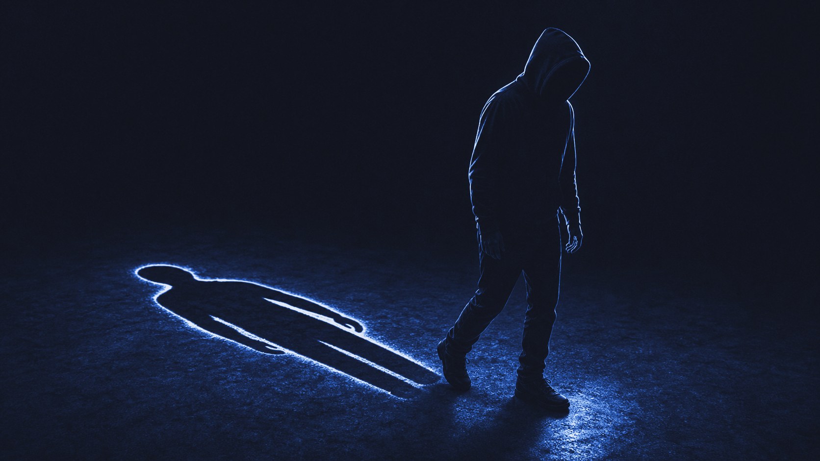 Un hombre que camina dejando atrás el contorno de su propia figura